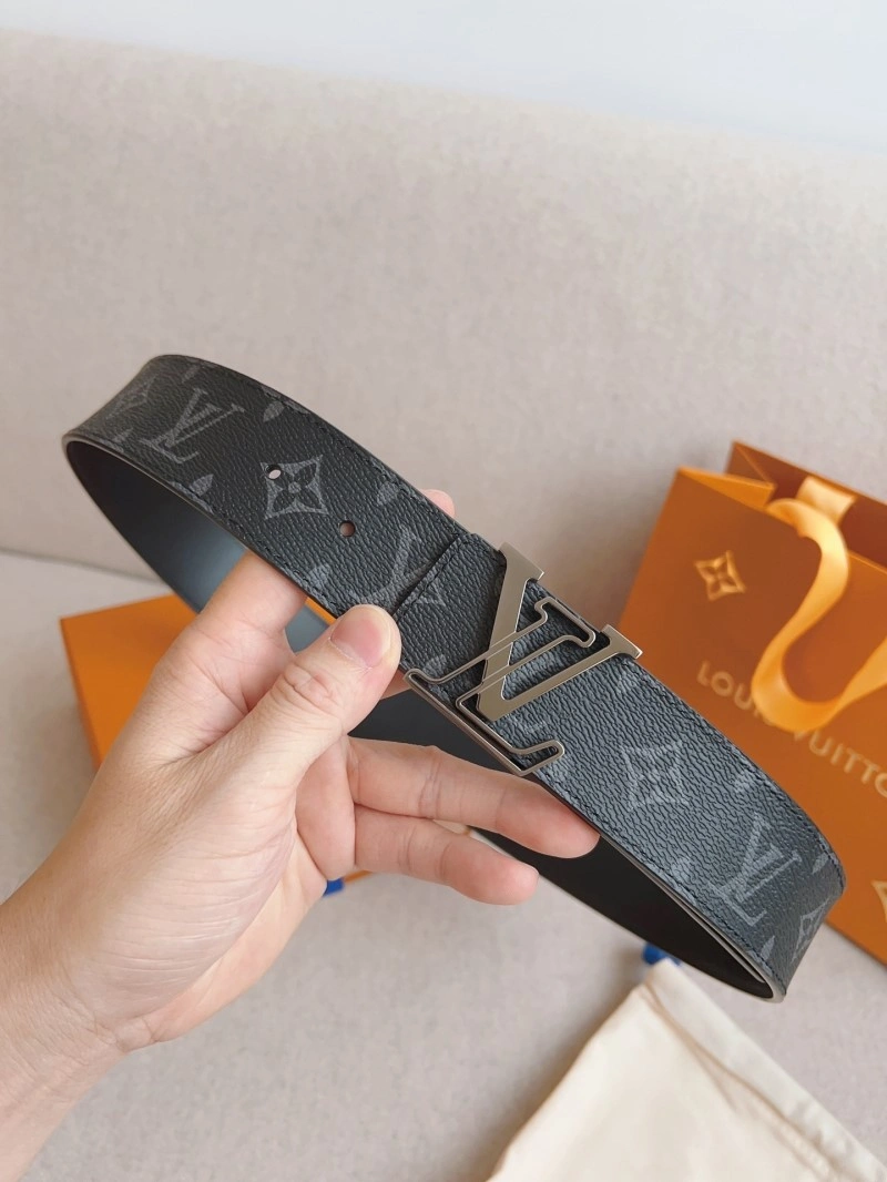 SmoothTexture Louis Vuitton Belts 298072