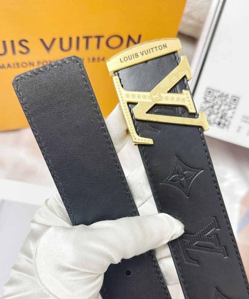 UrbanChic Louis Vuitton Belts 298033