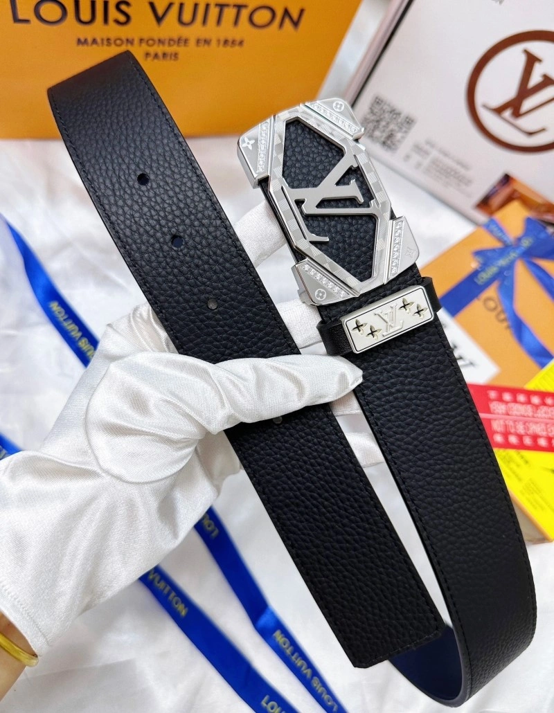 UrbanChic Louis Vuitton Belts 297989