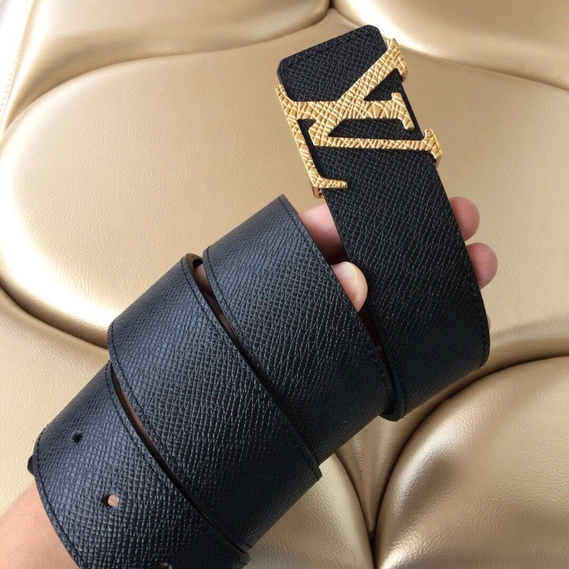 Modern Louis Vuitton Belts 298009