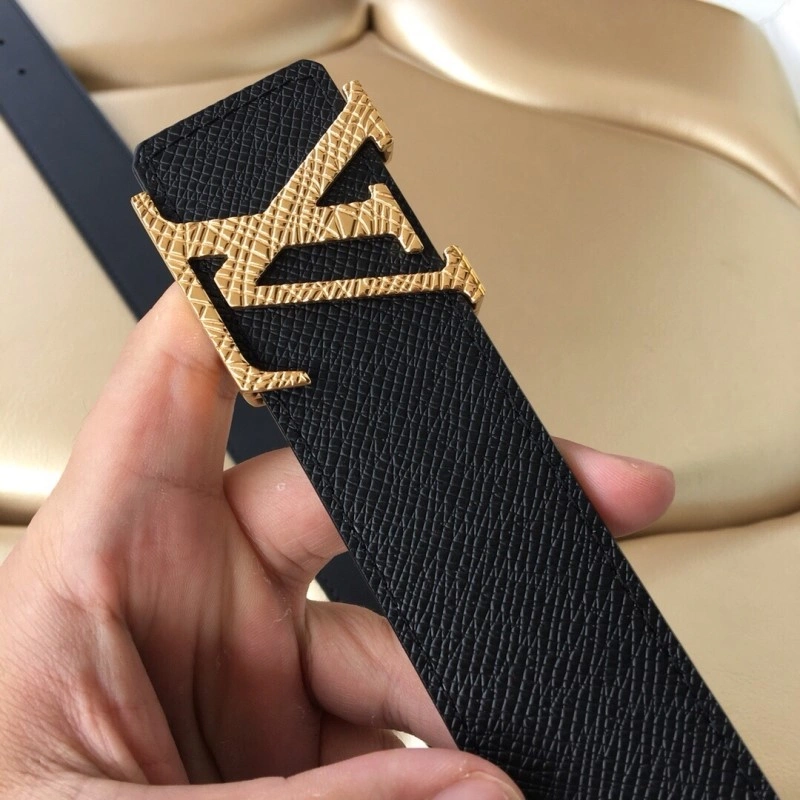Modern Louis Vuitton Belts 298009