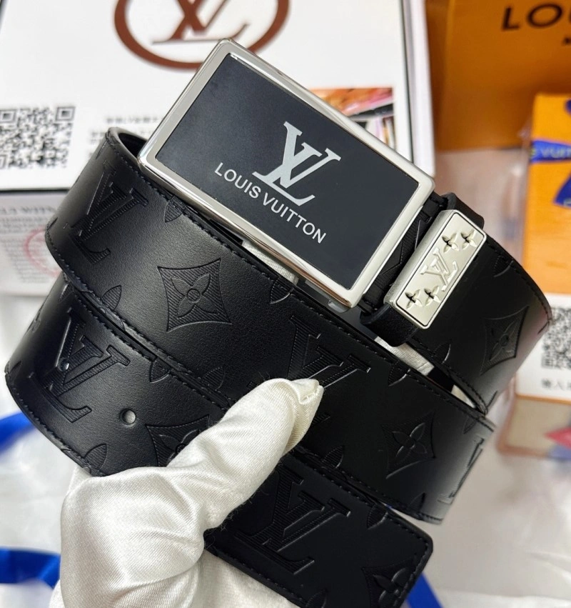 Packable Louis Vuitton Belts 298015