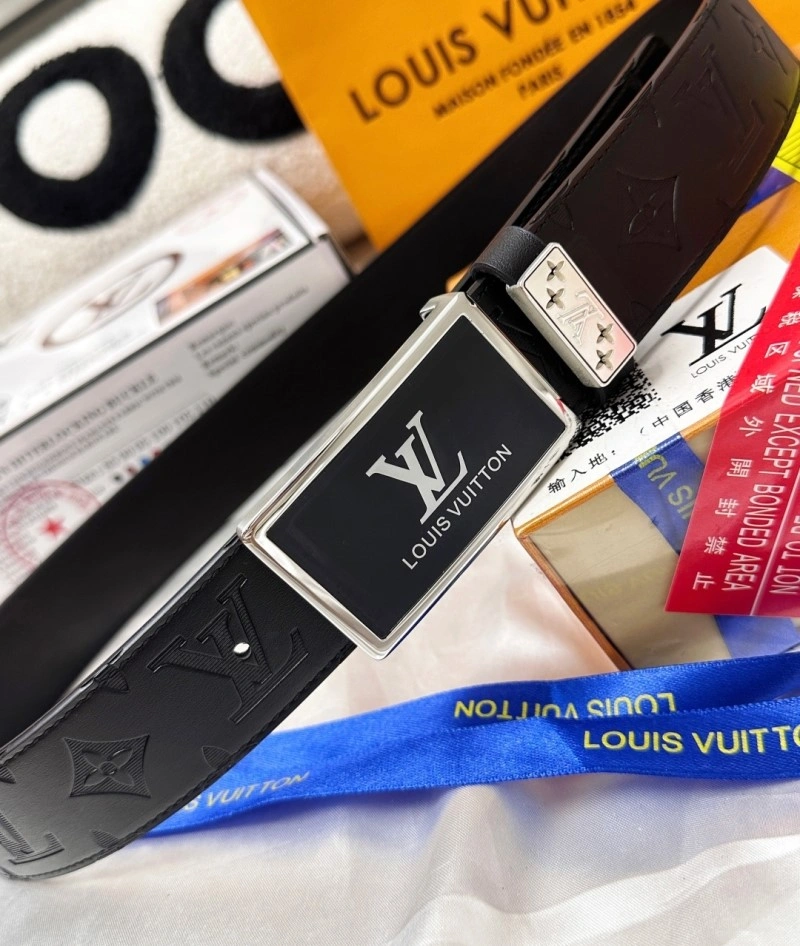 Packable Louis Vuitton Belts 298015