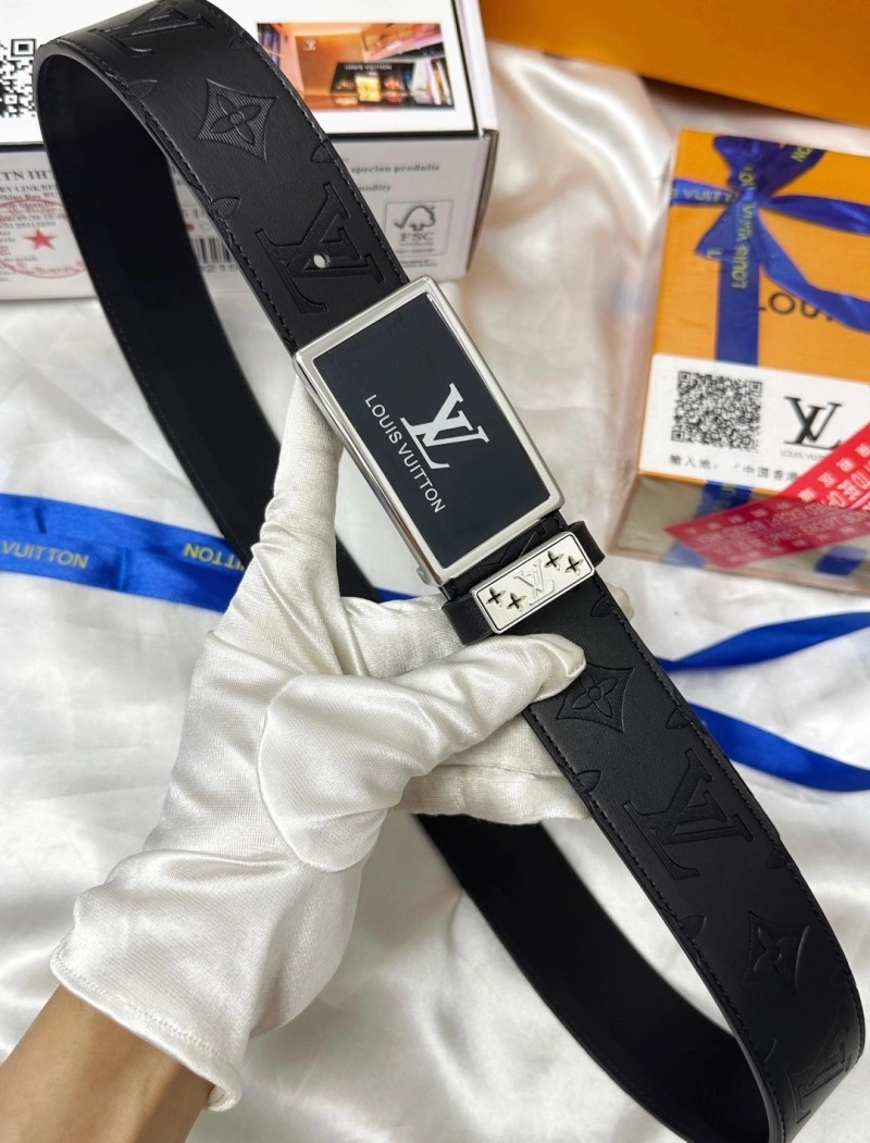 Packable Louis Vuitton Belts 298015