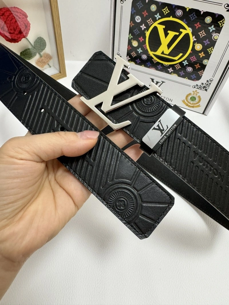 Sporty Louis Vuitton Belts 297978