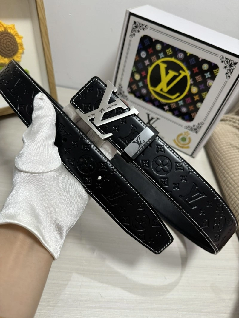 UrbanChic Louis Vuitton Belts 297922