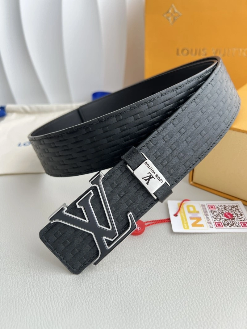 UrbanChic Louis Vuitton Belts 297911