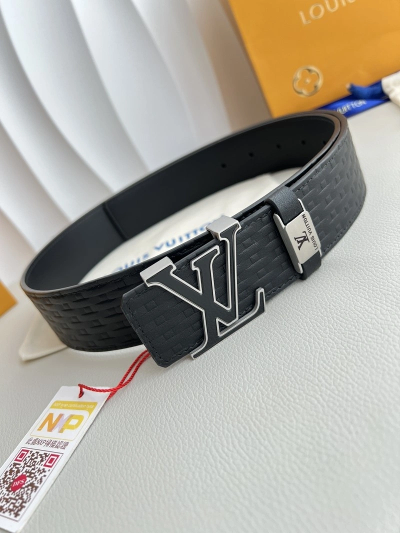 UrbanChic Louis Vuitton Belts 297911