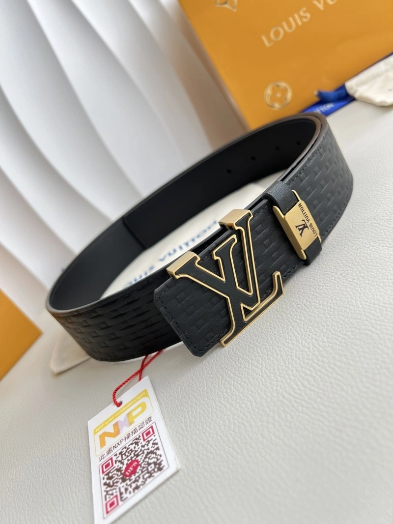 UrbanChic Louis Vuitton Belts 297911