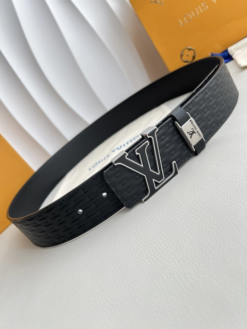 UrbanChic Louis Vuitton Belts 297911