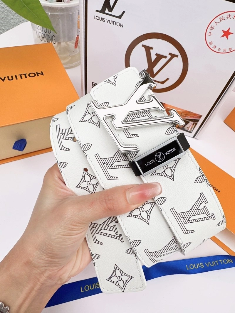 Supportive Louis Vuitton Belts 297868