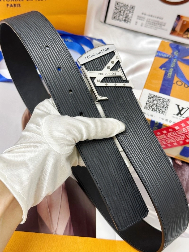 Breathable Louis Vuitton Belts 297850