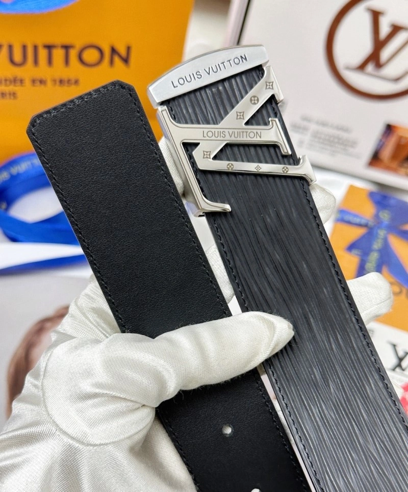 Breathable Louis Vuitton Belts 297850