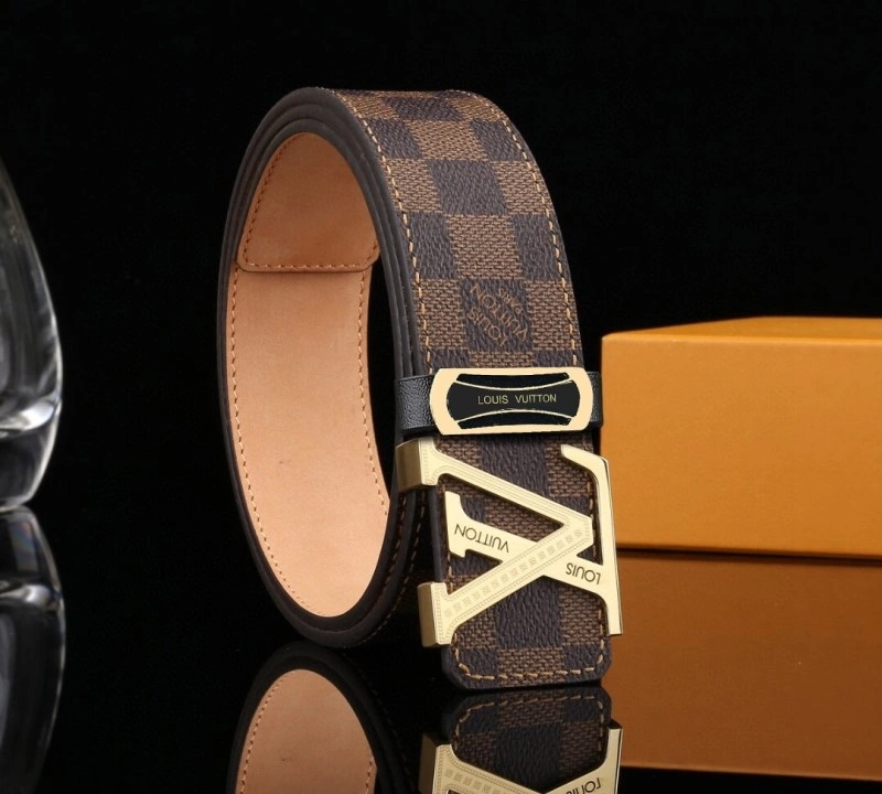 Versatile Louis Vuitton Belts 297848