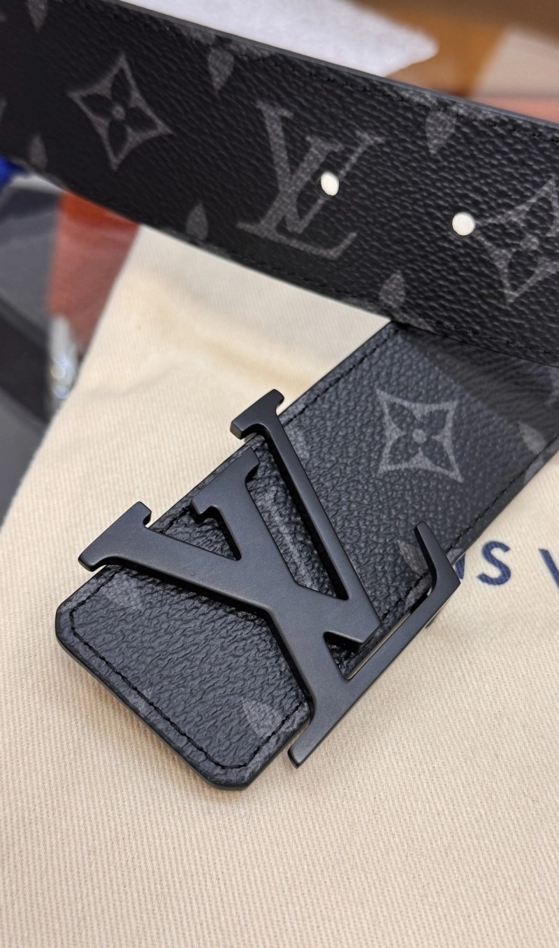 Louis Vuitton Belts Bold 297771