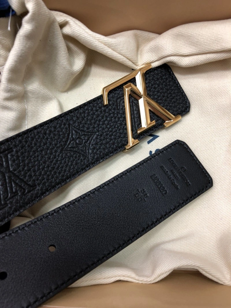 Louis Vuitton Belts Breathable 297703