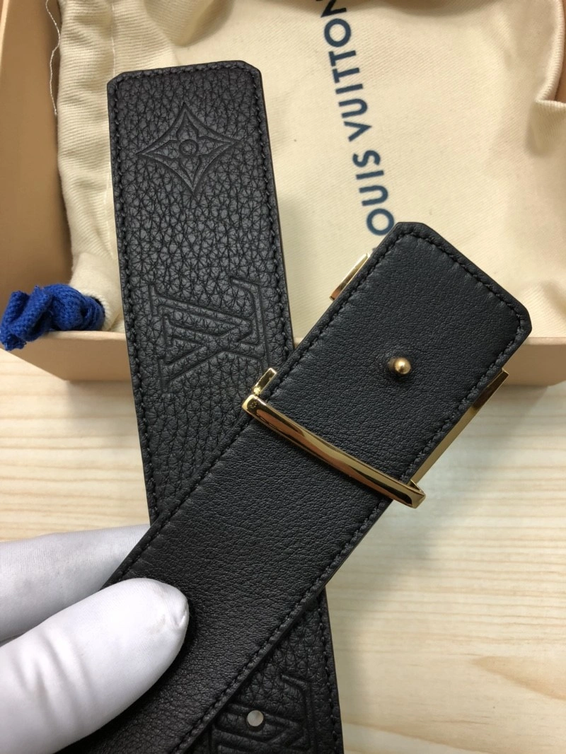 Louis Vuitton Belts Breathable 297703