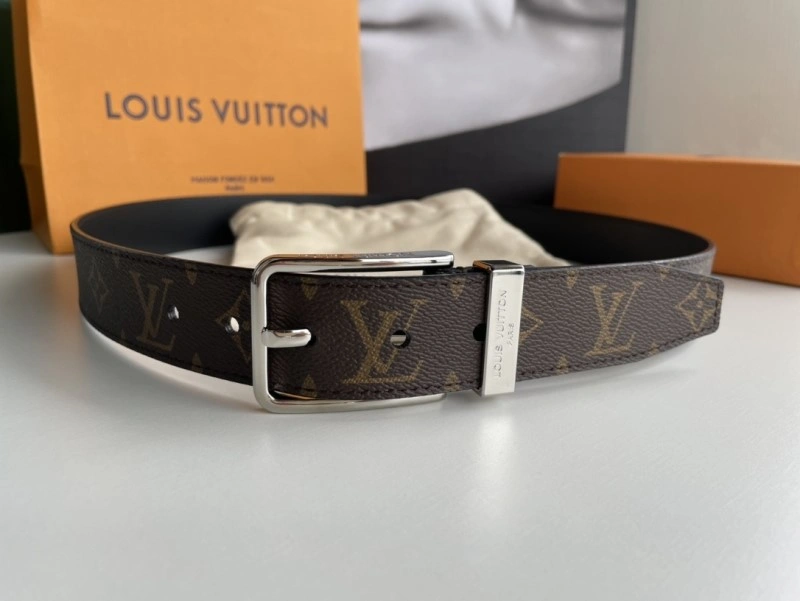 WaterResistant Louis Vuitton Belts 297708