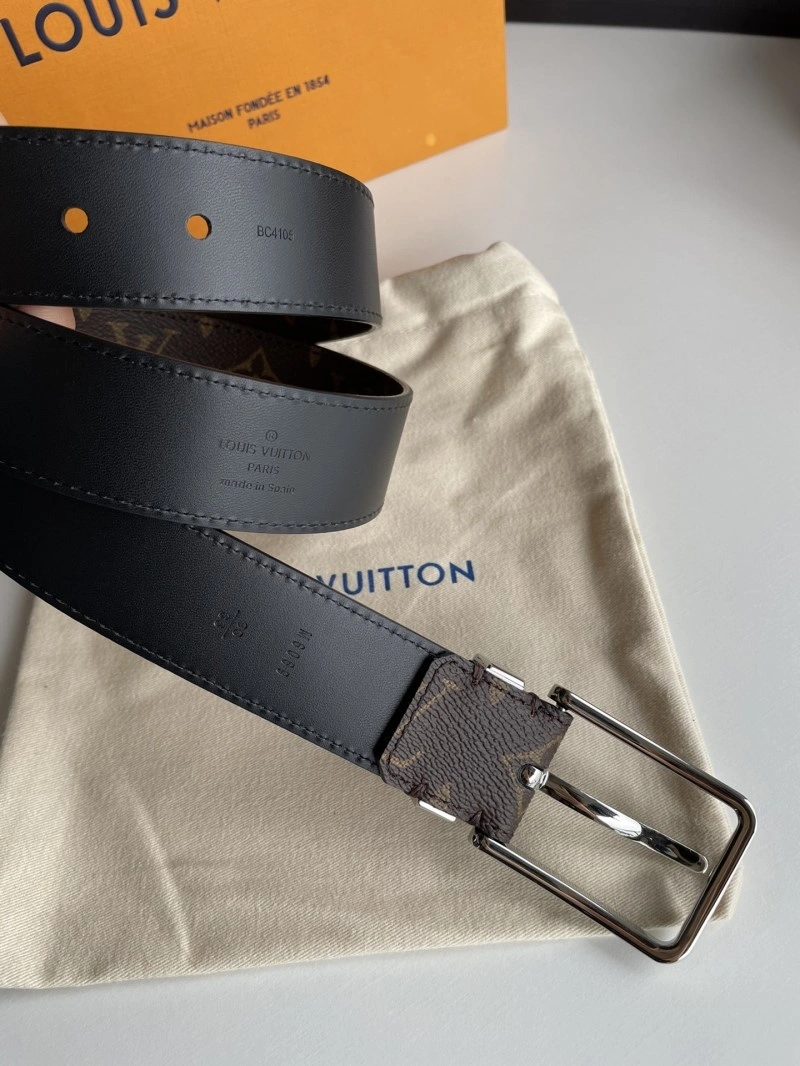 WaterResistant Louis Vuitton Belts 297708