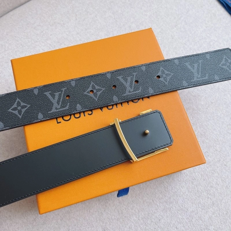 Snug Louis Vuitton Belts 297694