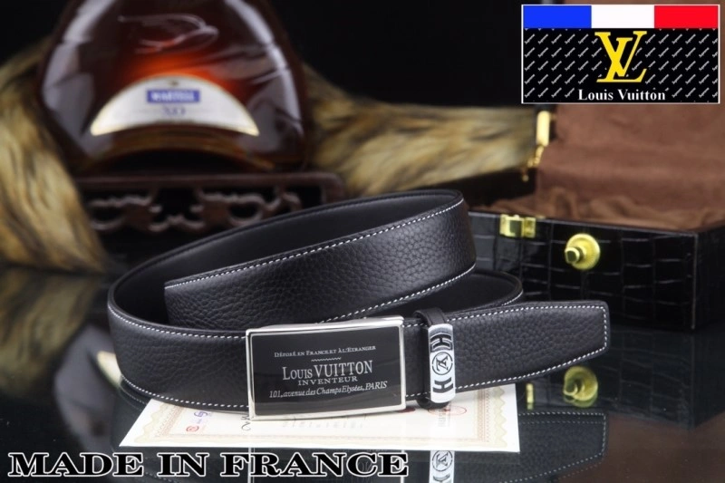 Louis Vuitton Belts Versatile 297662