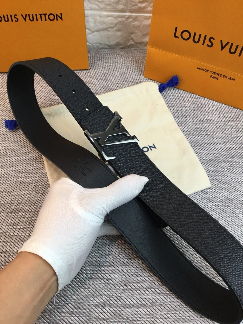 Louis Vuitton Belts Vibrant 297657