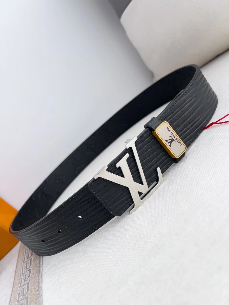 Louis Vuitton Belts Functional 297634