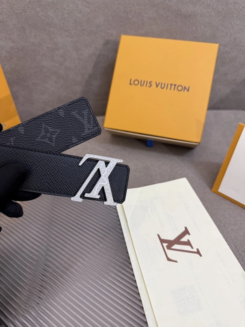 QuickDry Louis Vuitton Belts 297578