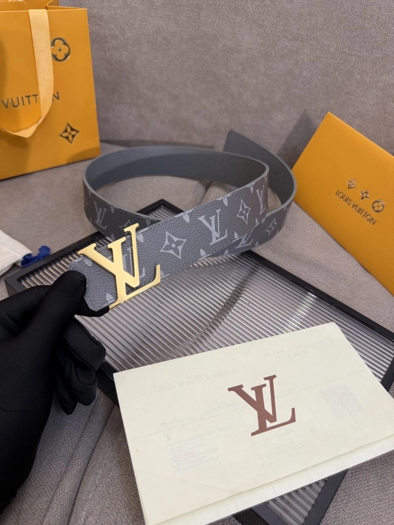 Resilient Louis Vuitton Belts 297577