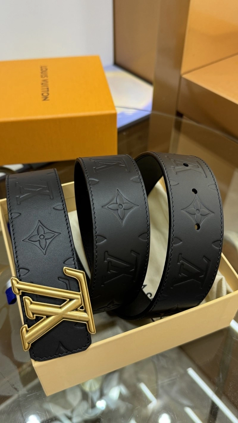 Louis Vuitton Belts Breathable 297590