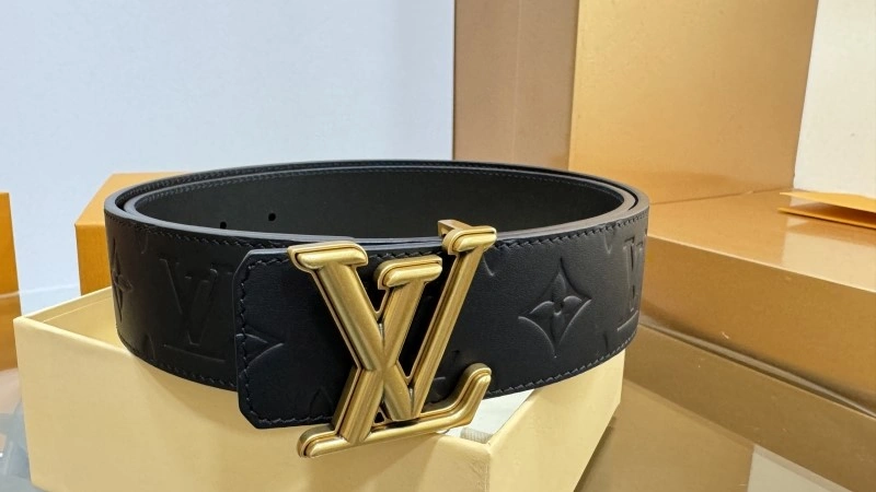 Louis Vuitton Belts Breathable 297590