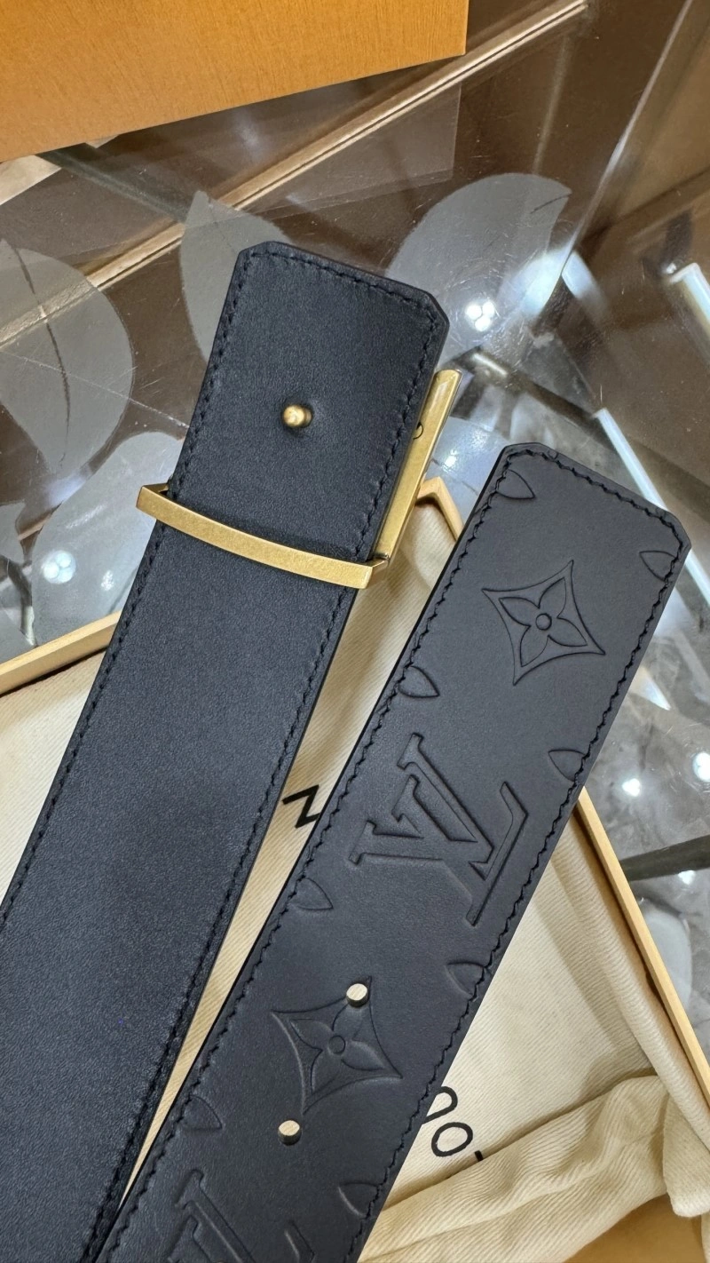 Louis Vuitton Belts Breathable 297590