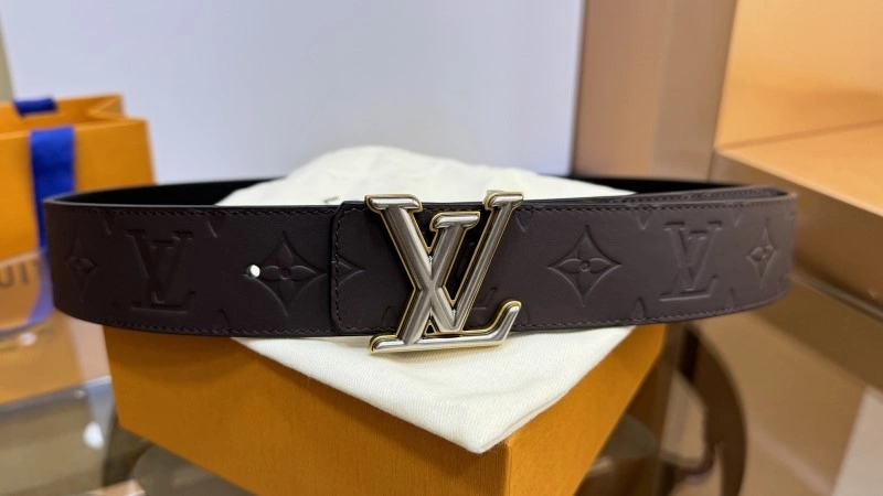 Fashionable Louis Vuitton Belts 297589