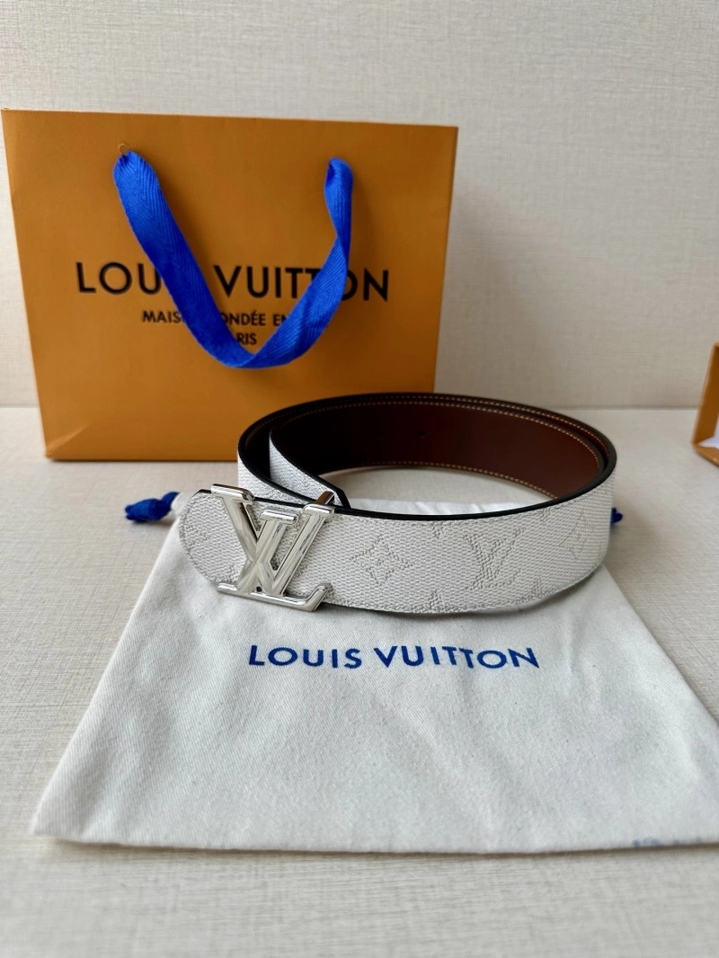 Louis Vuitton Belts TechFriendly 297596