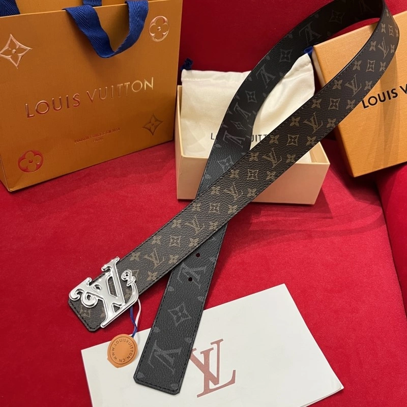 Louis Vuitton Belts UrbanChic 297571