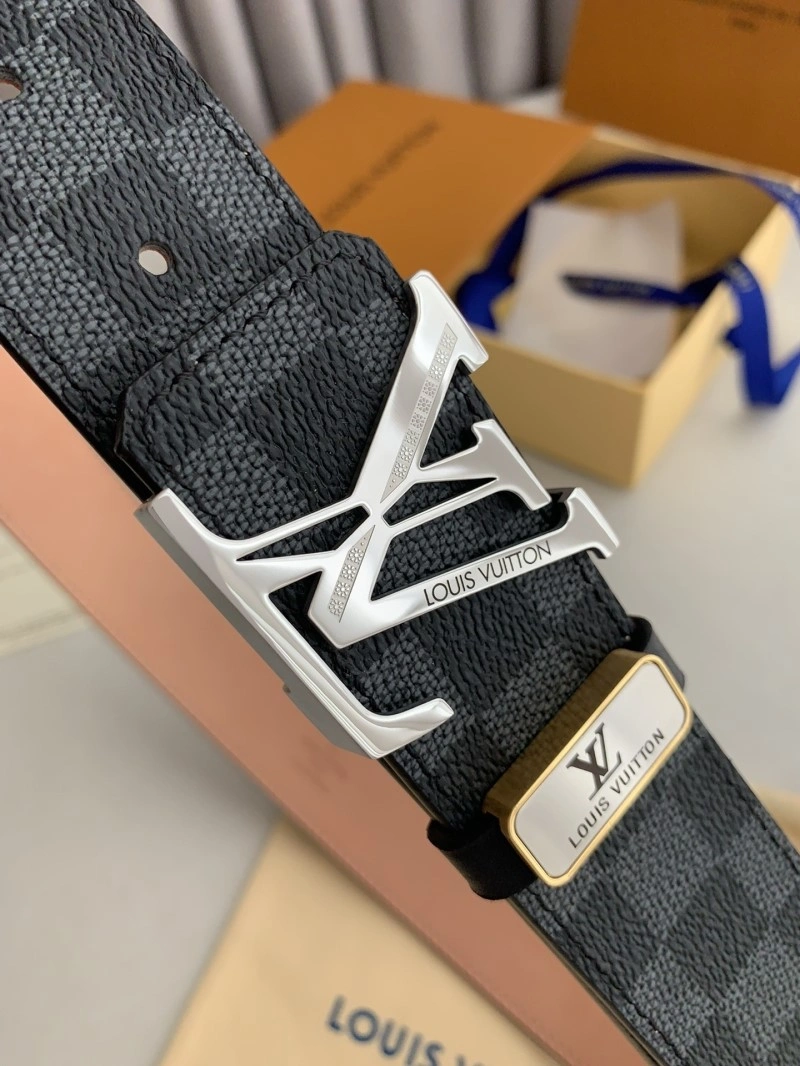 Louis Vuitton Belts Flexible 297560