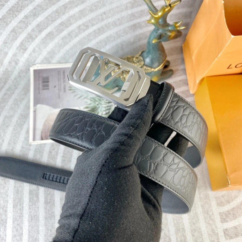 Louis Vuitton Belts Flexible 297565