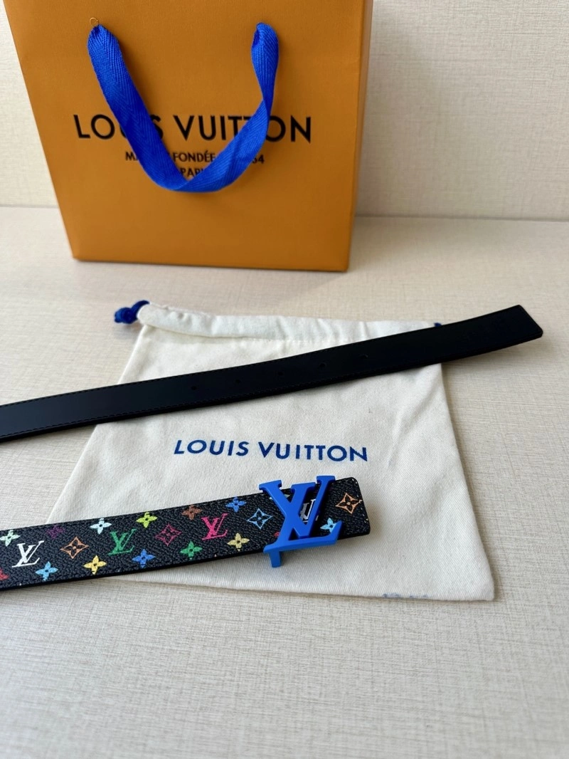EyeCatching Louis Vuitton Belts 297526