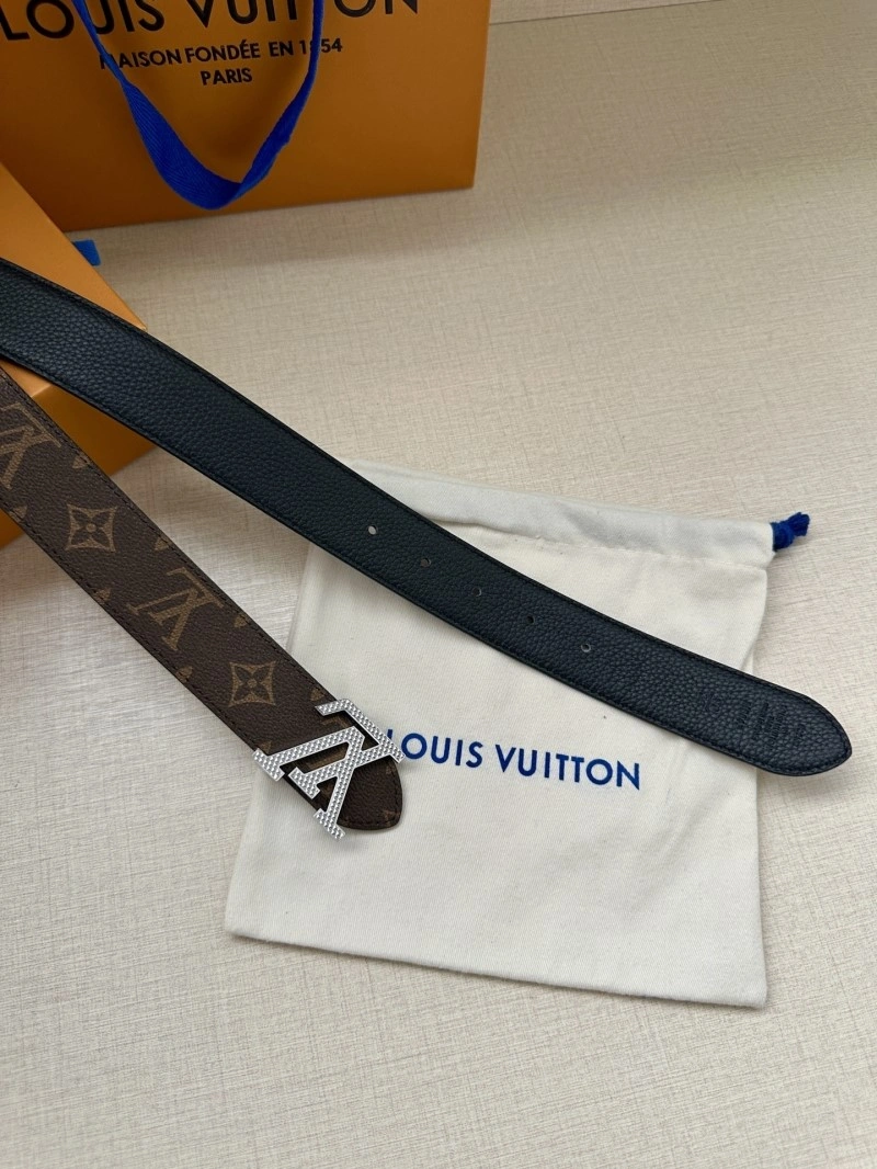 WaterResistant Louis Vuitton Belts 297513