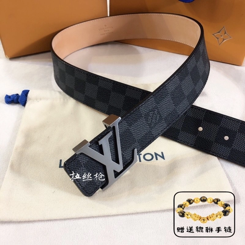 Effortless Louis Vuitton Belts 297458