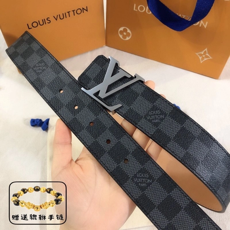 Effortless Louis Vuitton Belts 297458