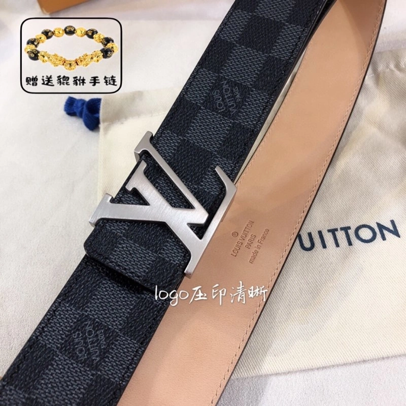 Effortless Louis Vuitton Belts 297458