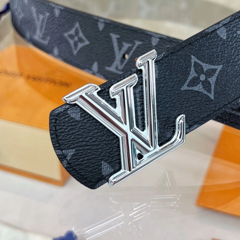 Durable Louis Vuitton Belts 297407