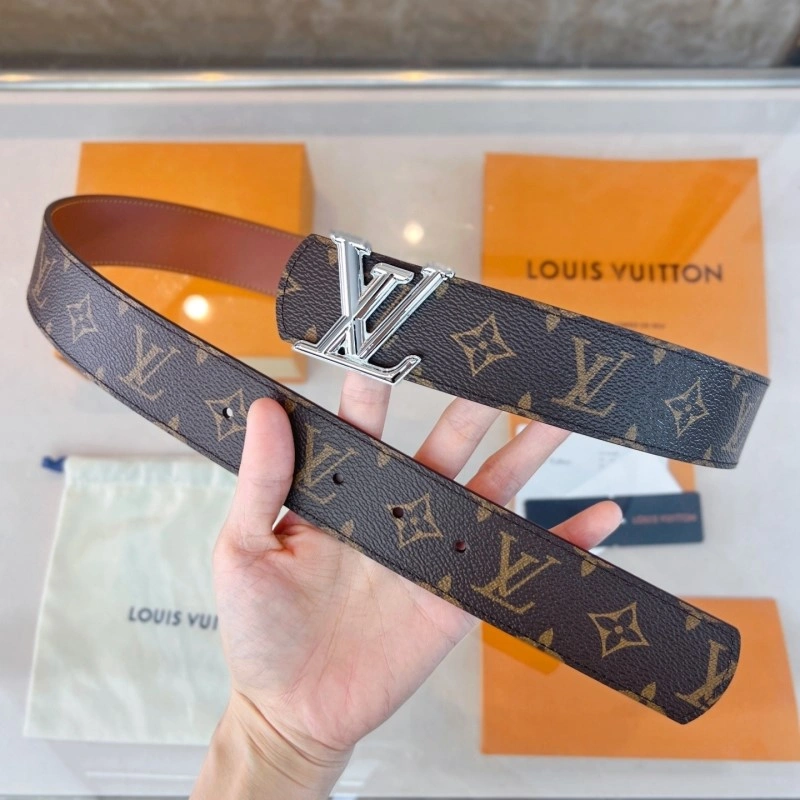 UrbanChic Louis Vuitton Belts 297409