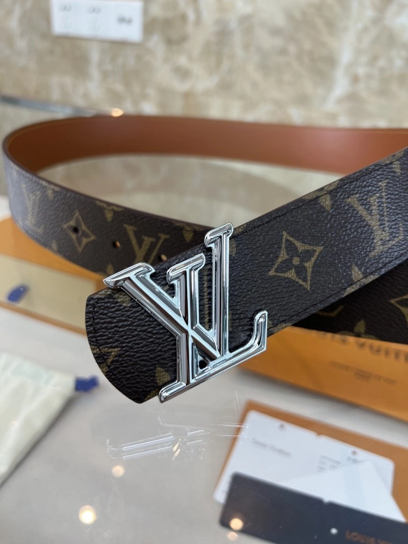 UrbanChic Louis Vuitton Belts 297409