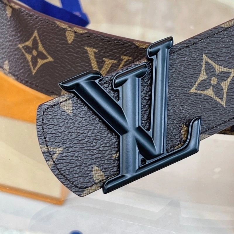 Louis Vuitton Belts Durable 297426