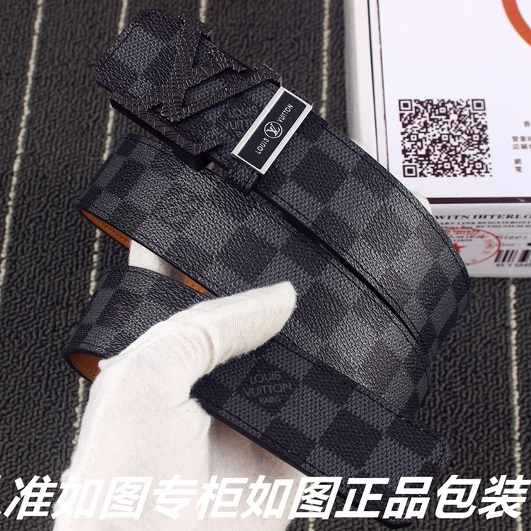 Minimalist Louis Vuitton Belts 297384