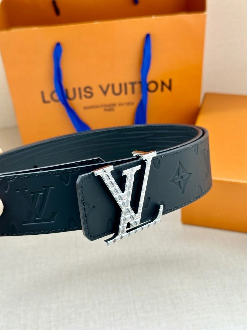 Louis Vuitton Belts Flexible 297352