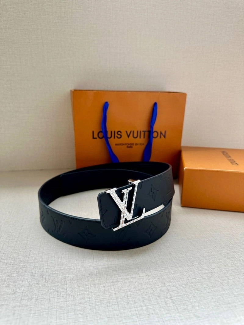 Louis Vuitton Belts Flexible 297352