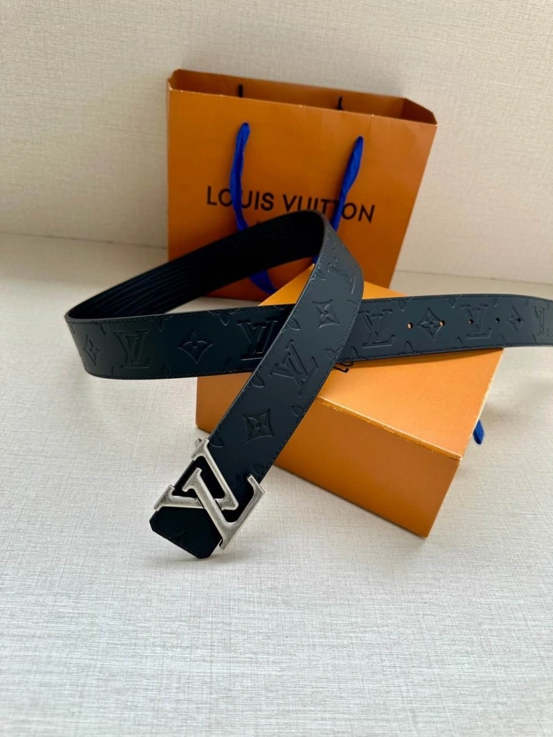 WellDesigned Louis Vuitton Belts 297354